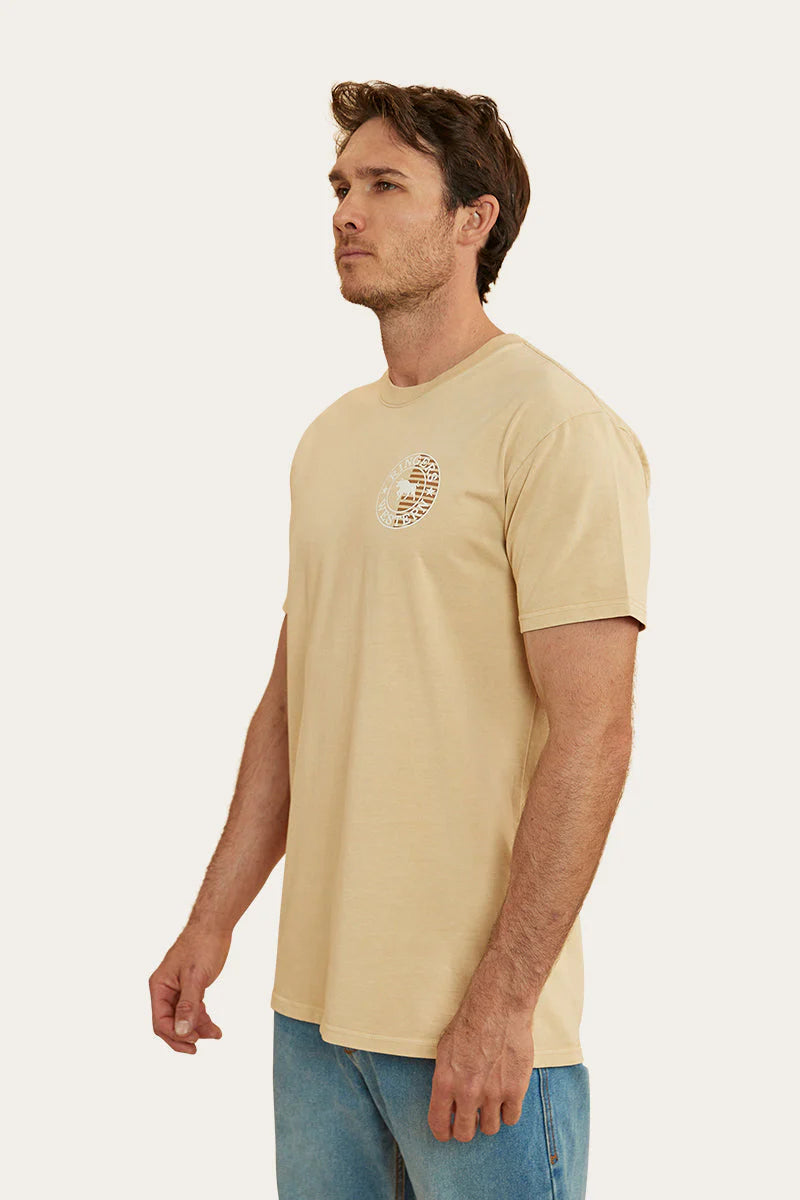 Signature Bull Flag Mens Stock Fit T-Shirt - Dark Sand